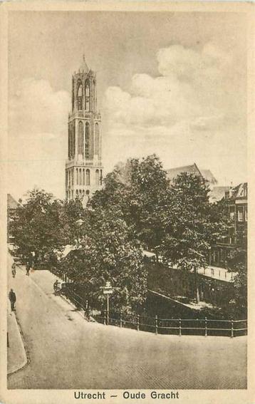 (300-104-015) Utrecht Oude Gracht beschikbaar voor biedingen