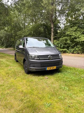 Volkswagen Transporter 2.0 TDI Titaanzwart Dubbele cabine beschikbaar voor biedingen