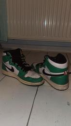 Jordan 1 High Lucky Green - Gedragen, Kleding | Heren, Schoenen, Ophalen of Verzenden, Gedragen, Overige kleuren, Sneakers of Gympen