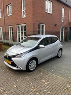 Toyota Aygo 1.0- VVT- i 5drs | Camera | dealer onderhouden, Auto's, Voorwielaandrijving, USB, Stof, 4 stoelen