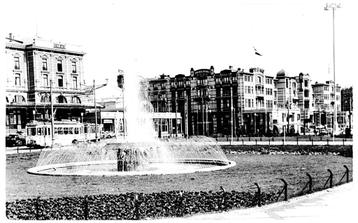 970483 Den Haag Scheveningen Kurhaus Palace hotel tram nette beschikbaar voor biedingen