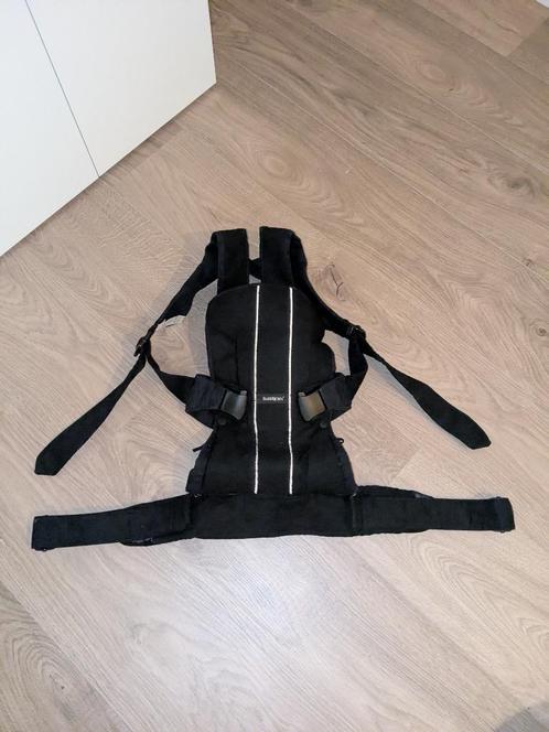 Draagzak BabyBjörn Zwart, Kinderen en Baby's, Babydragers en Draagdoeken, Zo goed als nieuw, Draagzak, Buik of Rug, Baby Björn