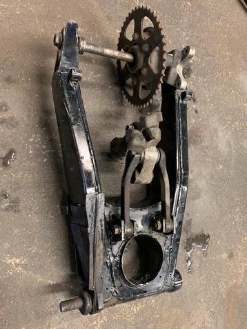 Achterbrug en schokbreker Kawasaki ZXR400 beschikbaar voor biedingen