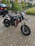 Schakelbrommer 50cc, Fietsen en Brommers, Brommers | Derbi, Ophalen, 6 versnellingen, Zo goed als nieuw, 50 cc