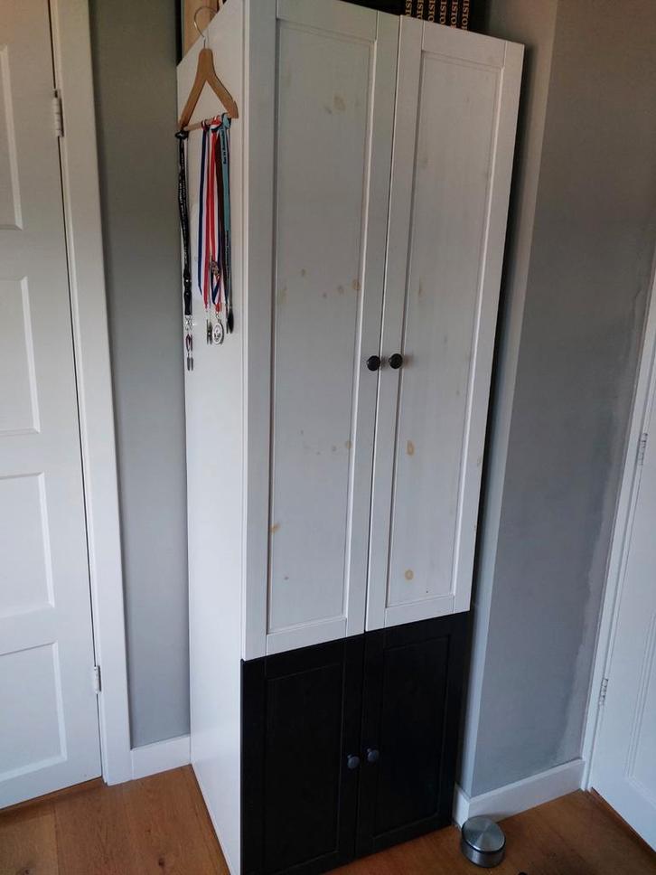 Kledingkast stuva ikea met planken en draadmanden, Huis en Inrichting, Kasten | Roldeurkasten en Archiefkasten, Gebruikt, 150 tot 200 cm