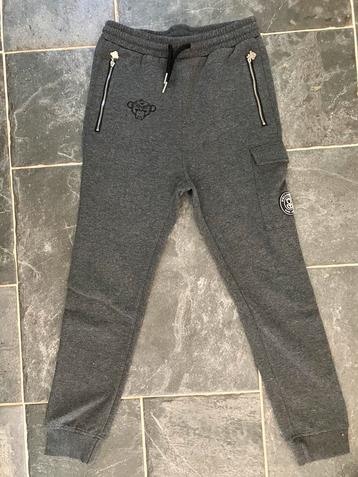 3 sportbroeken adidas, black bananas, quick maat 164 beschikbaar voor biedingen