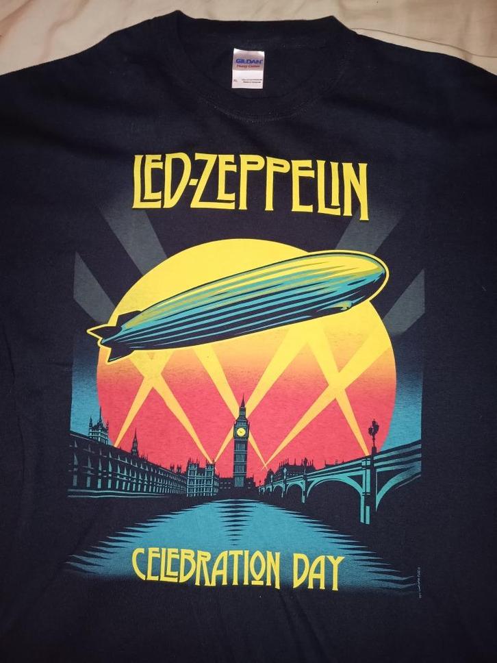Led Zeppelin "Celebration Day" t-shirt, Kleding | Heren, T-shirts, Zo goed als nieuw, Maat 56/58 (XL), Zwart, Ophalen of Verzenden