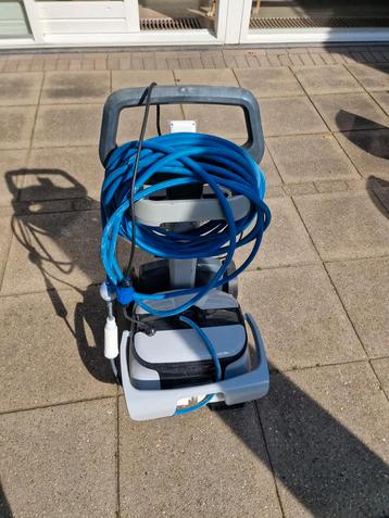 Dolphin Maytronics Active DeLuxe met wonderborstels beschikbaar voor biedingen