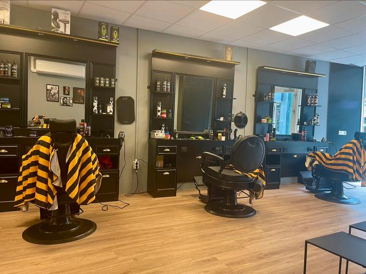 Barbershop ter overname in Oldenzaal, Huis en Inrichting, Stoffering | Vloerbedekking, Nieuw, Overige typen, Zwart, 75 m² of meer