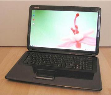 Laptop Asus 17 inch Met Oplader beschikbaar voor biedingen