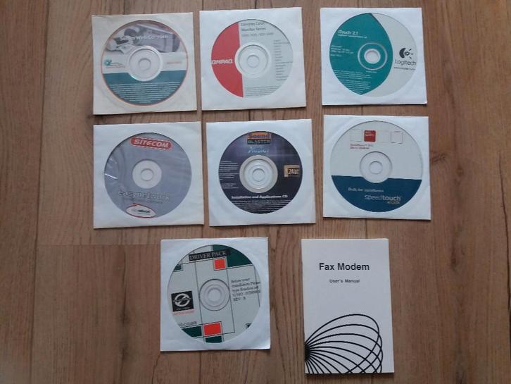 7 verschillende Software CD-Rom's en 1 beschrijvingsboekje., Computers en Software, Besturingssoftware, Zo goed als nieuw, Windows