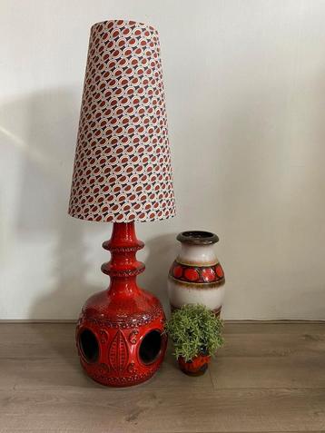Vintage fat lava rode West-Germany vloerlamp  beschikbaar voor biedingen