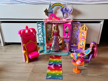 Barbie Dreamtopia Draagbaar Kasteel incl 2 Barbie-prinsessen beschikbaar voor biedingen