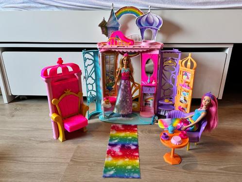 Barbie Dreamtopia Draagbaar Kasteel incl 2 Barbie-prinsessen, Kinderen en Baby's, Speelgoed | Poppen, Zo goed als nieuw, Barbie