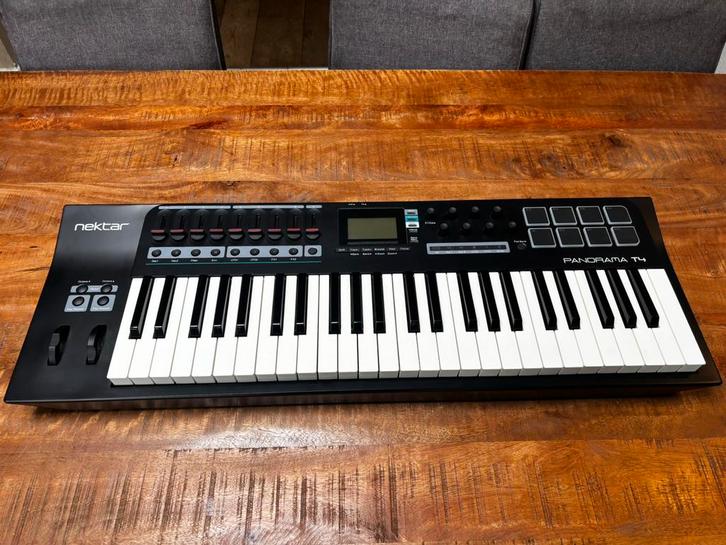 NEKTAR panorama t4, Muziek en Instrumenten, Midi-apparatuur, Zo goed als nieuw, Ophalen of Verzenden