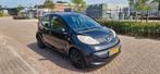 Peugeot 107 1.0 12V 5DR AUTOMAAT! 2011 Zwart airco nap, Auto's, Peugeot, Euro 5, Stof, Zwart, Origineel Nederlands