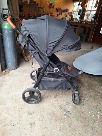 Buggy in prima staat beschikbaar voor biedingen
