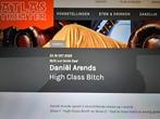 Daniel Arends, High Class Bitch op 18 oktober in Emmen, Twee personen, Oktober