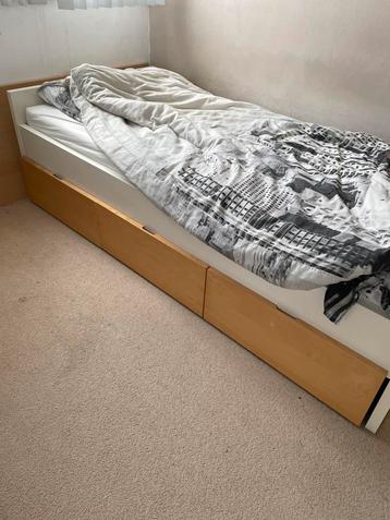 IKEA Bed frame met lades