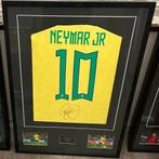 Signed jersey by Neymar Jr WK 2022, Verzamelen, Sportartikelen en Voetbal, Ophalen of Verzenden, Zo goed als nieuw, Buitenlandse clubs