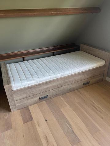 Kinderkamerset, Kidsmill Brent Oldwood beschikbaar voor biedingen