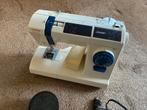 naaimachine toyota, Hobby en Vrije tijd, Ophalen of Verzenden, Zo goed als nieuw, Naaimachine, Overige merken