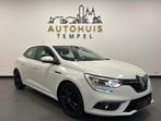 Renault Mégane 1.2 TCe Life Airco Led Cruise Trekhaak Navi, Voorwielaandrijving, Gebruikt, 4 cilinders, USB