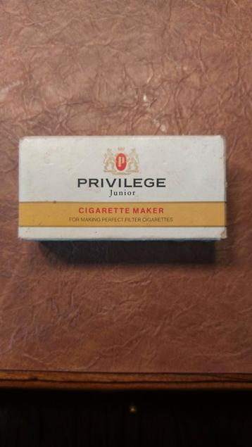 Vintage Privilege Junior Sigarettenmaker beschikbaar voor biedingen