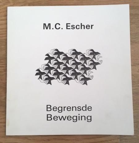 M.C. Escher: Begrensde beweging, Boeken, Kunst en Cultuur | Beeldend, Zo goed als nieuw, Schilder- en Tekenkunst, Ophalen of Verzenden