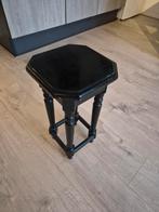 Zwart houten bijzettafeltje, Huis en Inrichting, Tafels | Bijzettafels, Ophalen, Minder dan 45 cm, Minder dan 55 cm, Gebruikt
