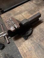 Heuer Bankschroef met Draaiplateau, Ophalen, Gebruikt, 120 tot 170 cm, Bankschroef