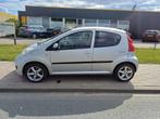 Peugeot 107 1.0-12V Sublime (bj 2009), Auto's, Voorwielaandrijving, Gebruikt, Metallic lak, 4 stoelen