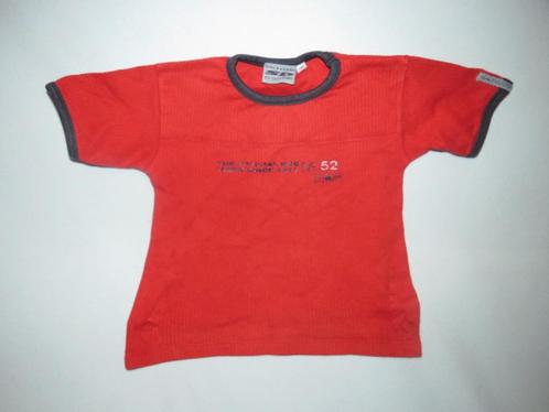 T-shirt rood geribbeld met print Salty dog maat 104, Kinderen en Baby's, Kinderkleding | Maat 104, Zo goed als nieuw, Jongen, Shirt of Longsleeve