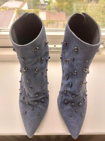 Karmine Suede Vrouwenschoenen Elegant (39) beschikbaar voor biedingen
