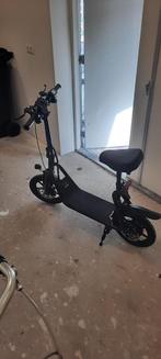 Elektrische step met zitje -  25 km/h – Opvouwbaar, Fietsen en Brommers, Steps, Ophalen, Nieuw, Elektrische step (E-scooter), Twofish