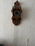 Te koop mooie zaanse hangklok, Ophalen