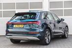Audi e-tron 50 quattro 313pk Advanced Plus 71 kWh | Panorama, Auto's, Audi, Automaat, 71 kWh, Met garantie (alle), Blauw
