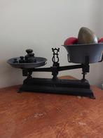 Oude antieke weegschaal met gewichtjes, Witgoed en Apparatuur, Weegschalen, Ophalen, 500 gram of grover, Minder dan 10 kg