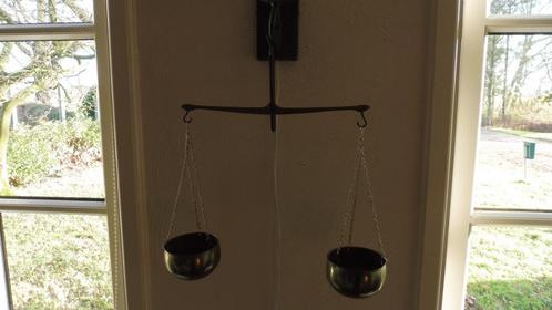 Oude koperen weegschaal/plantenhanger, Antiek en Kunst, Curiosa en Brocante, Ophalen