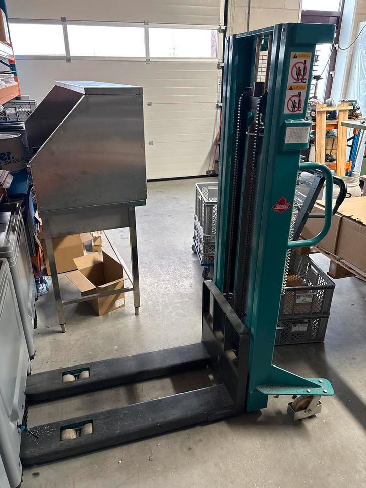 Jungheinrich Stapelaar - Zo goed als nieuw!, Zakelijke goederen, Machines en Bouw | Heftrucks en Intern transport, Stapelaar, Handmatig