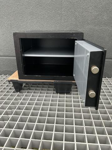 Inbraakwerende kluis van chubbsafes! beschikbaar voor biedingen