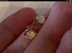Gouden nieuw set Oorbellen en ring  Australische opaal 14 k, Verzenden, Nieuw, Met edelsteen, Knopjes of Stekers