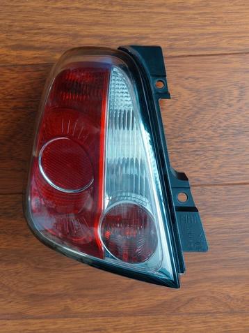 Achterlicht Links zwarte rand Fiat/Abarth 500 o.a. Cabrio beschikbaar voor biedingen