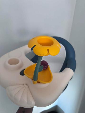 Baby badzitje beschikbaar voor biedingen