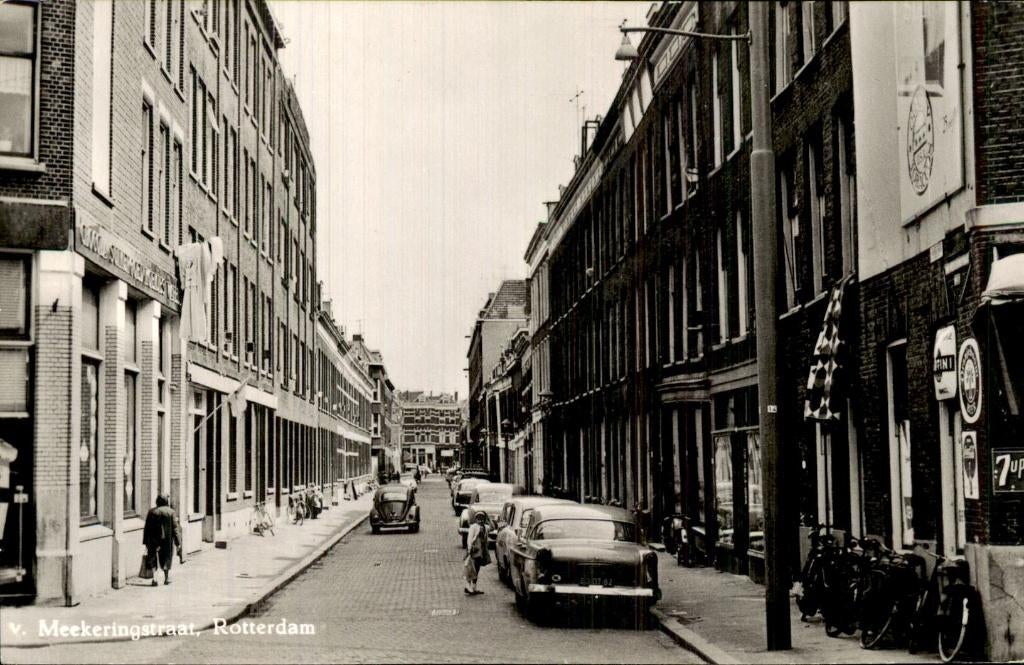 Rotterdam - Meekeringstraat - Straatgezicht, Ophalen of Verzenden, 1940 tot 1960, Ongelopen, Zuid-Holland