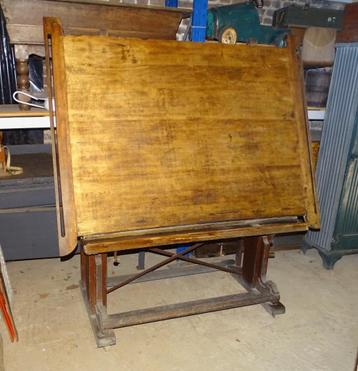 antieke tekentafel architectentafel beschikbaar voor biedingen