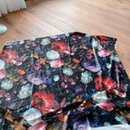 Mooie lap stof, fluweel, Hobby en Vrije tijd, Stoffen en Lappen, Ophalen of Verzenden, Nieuw, Katoen, 120 cm of meer