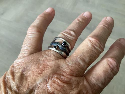Zilveren/geoxedeerde ring met 2 zwarte edelstenen rabinovich, Sieraden, Tassen en Uiterlijk, Ringen, Nieuw, Dame, 17 tot 18, Zilver