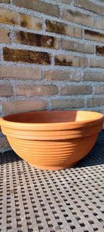 Plantenschaal van terracotta., Tuin en Terras, Bloembakken en Plantenbakken, Steen, Rond, Gebruikt, Minder dan 60 cm