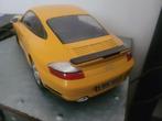 Porsche 911r  geel 1/12, Hobby en Vrije tijd, Modelauto's | 1:5 tot 1:12, O, O, Auto, O